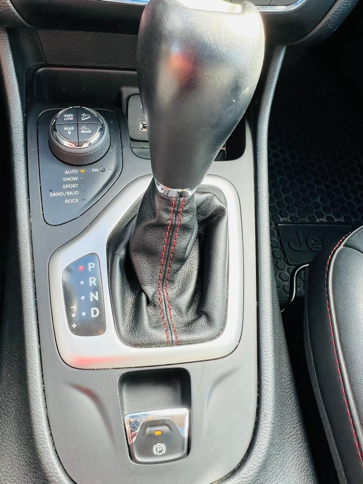 2016 Jeep Cherokee