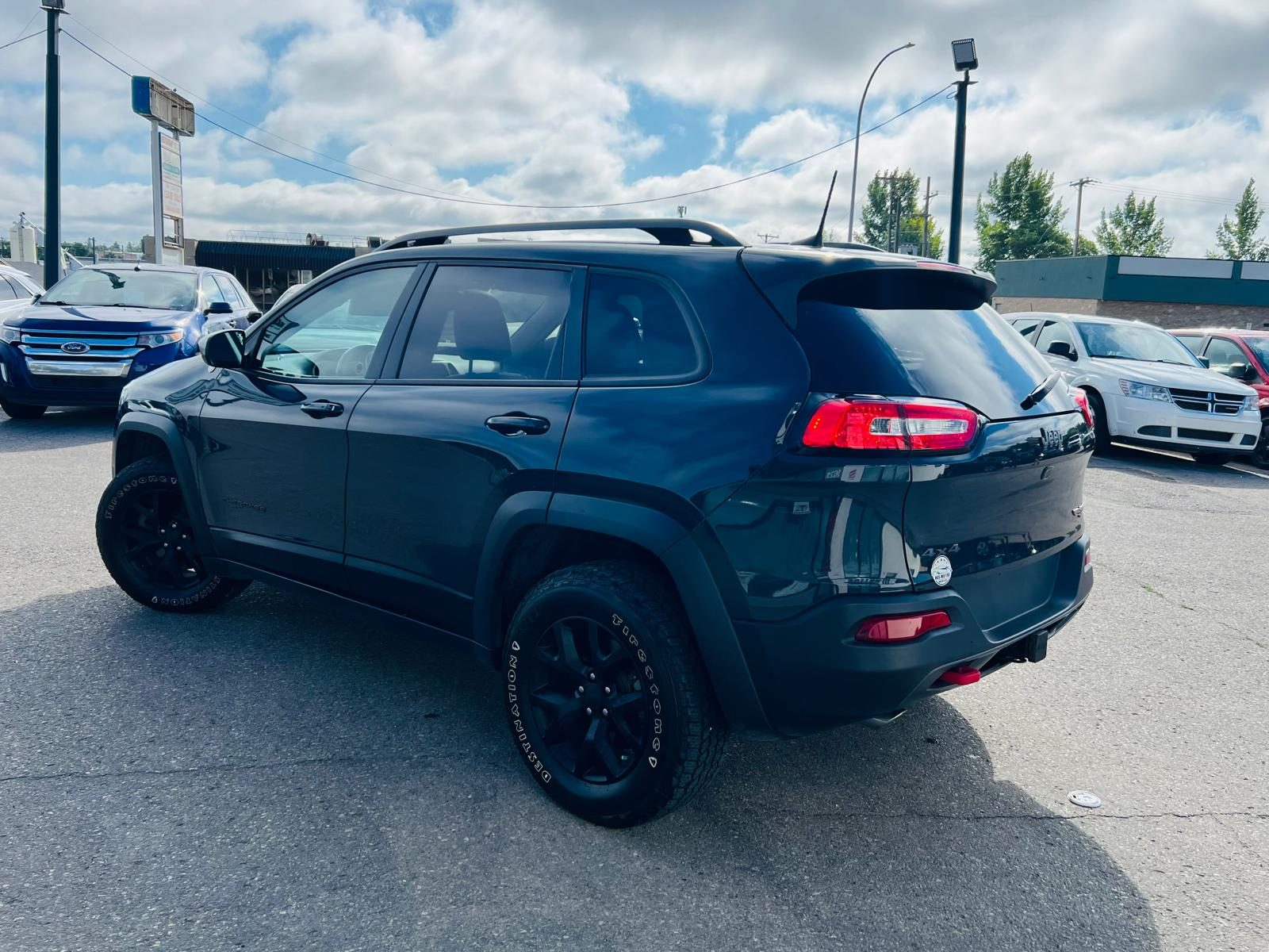 2016 Jeep Cherokee