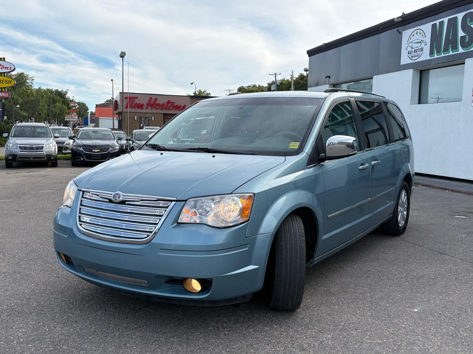 2010 Chrysler Town And Country