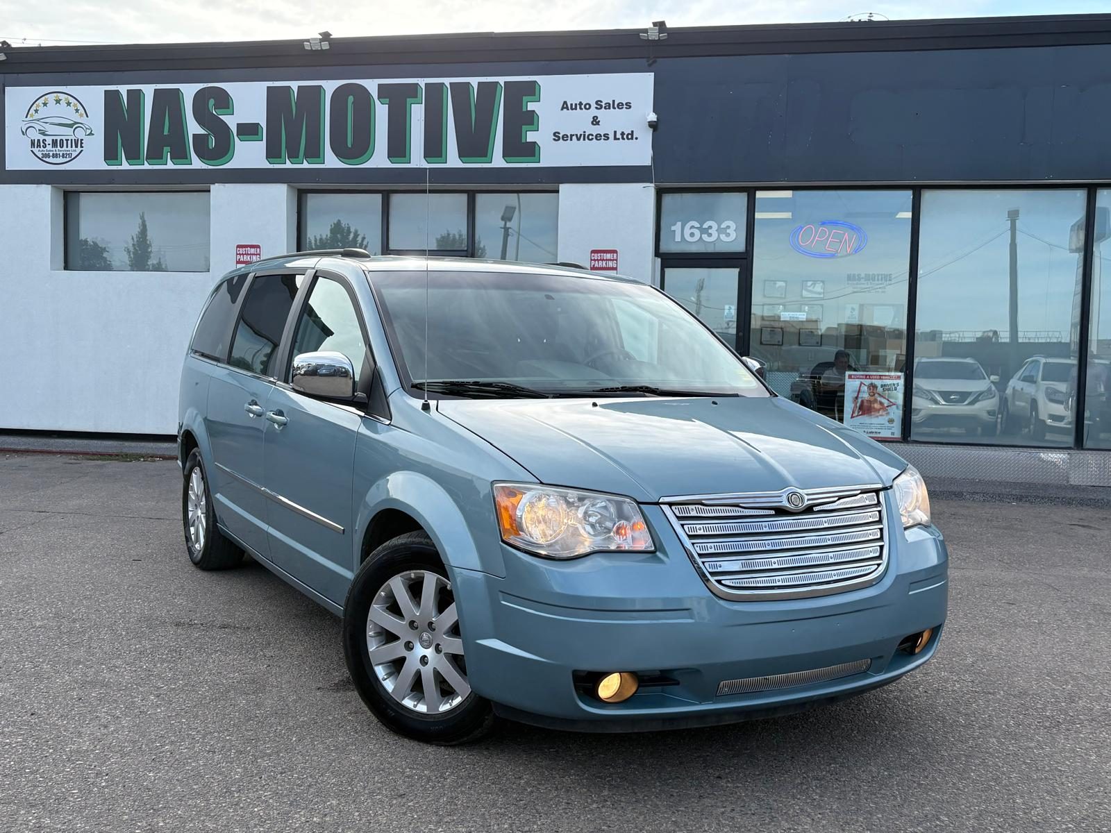 2010 Chrysler Town And Country