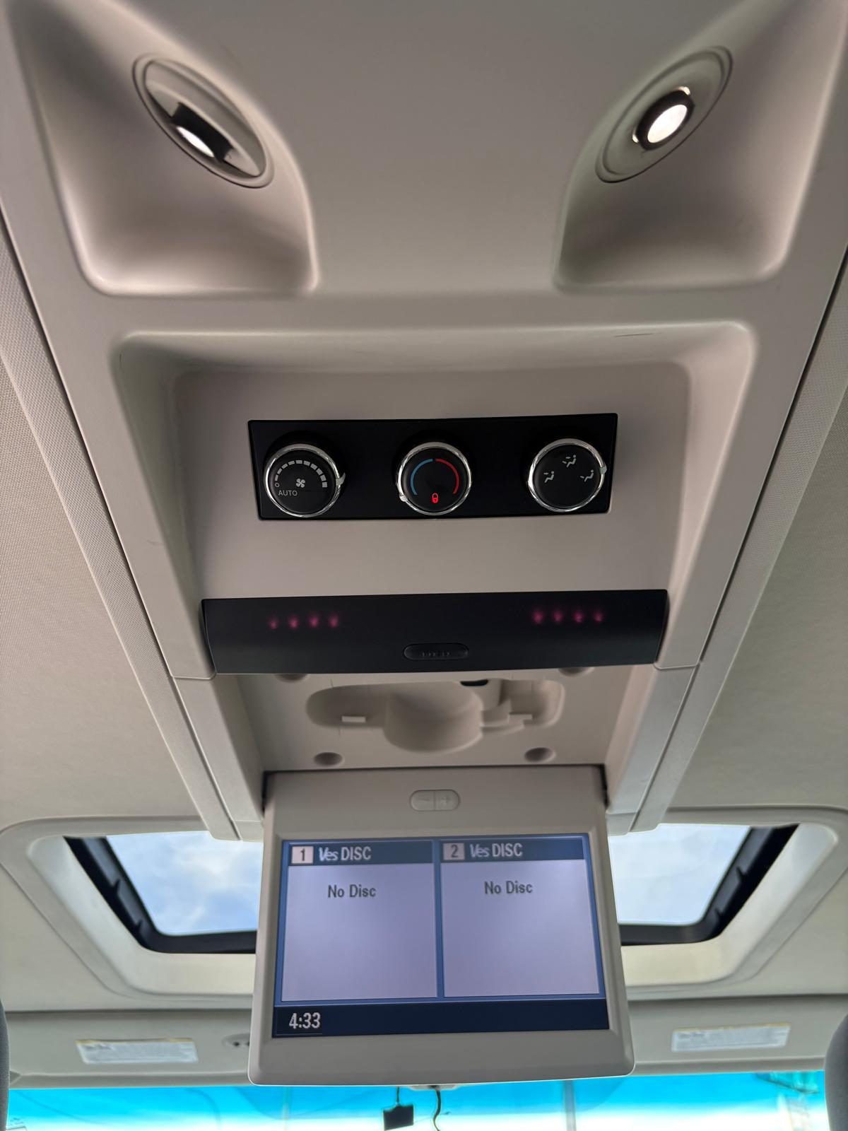 2010 Chrysler Town And Country