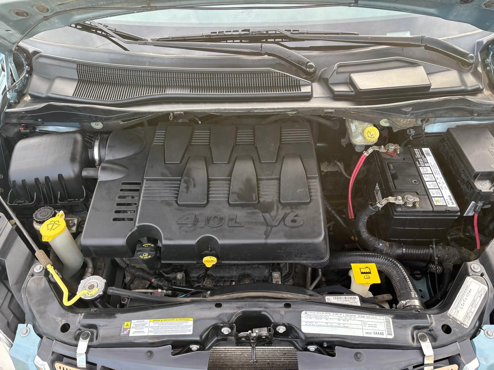 2010 Chrysler Town And Country