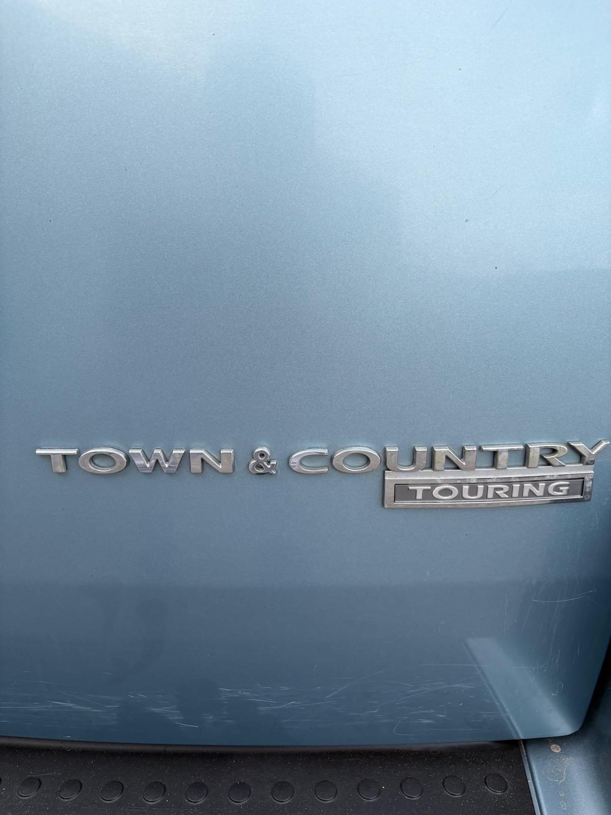 2010 Chrysler Town And Country