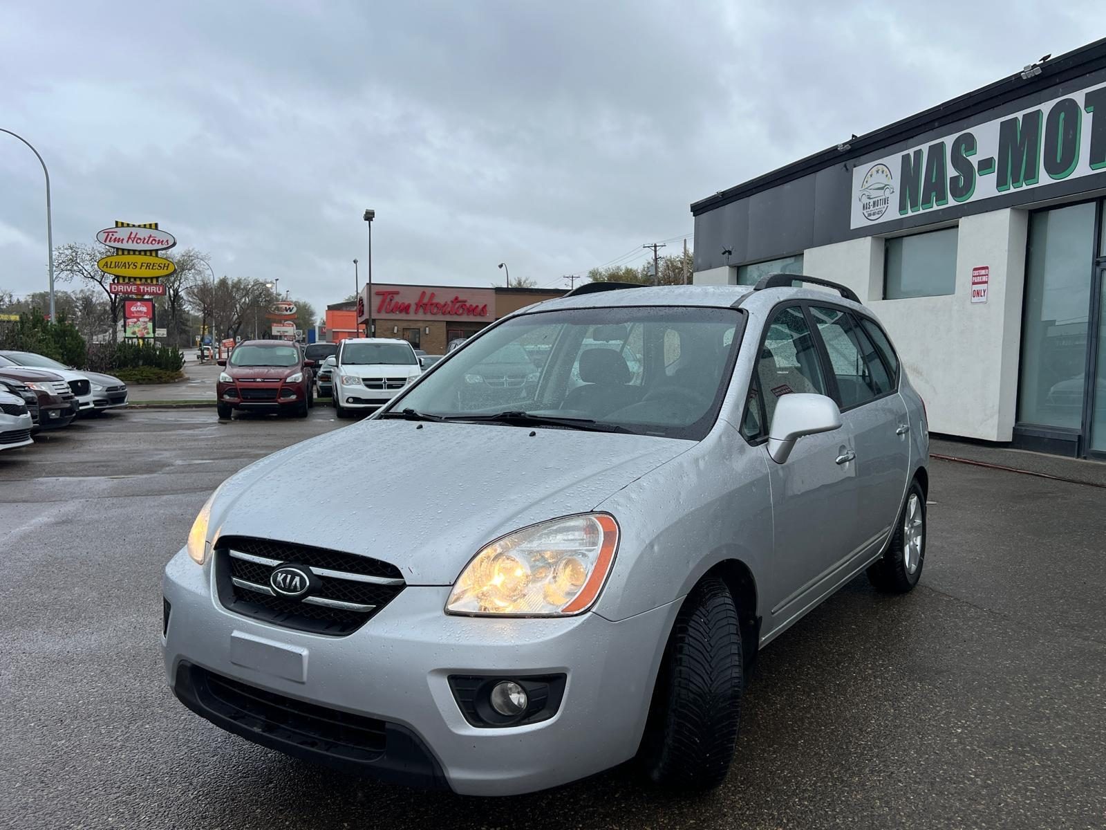 2009 Kia Rondo