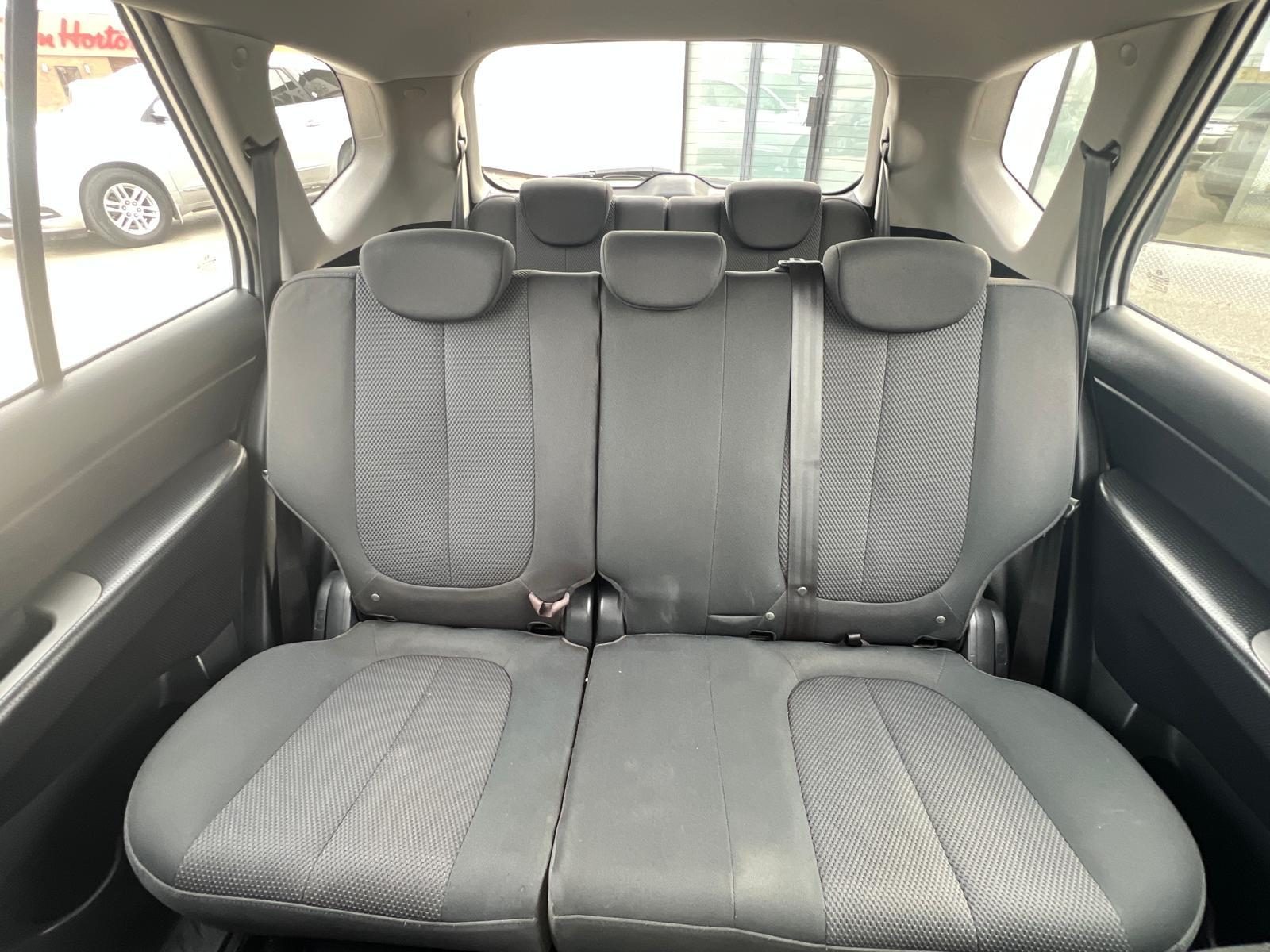 2009 Kia Rondo